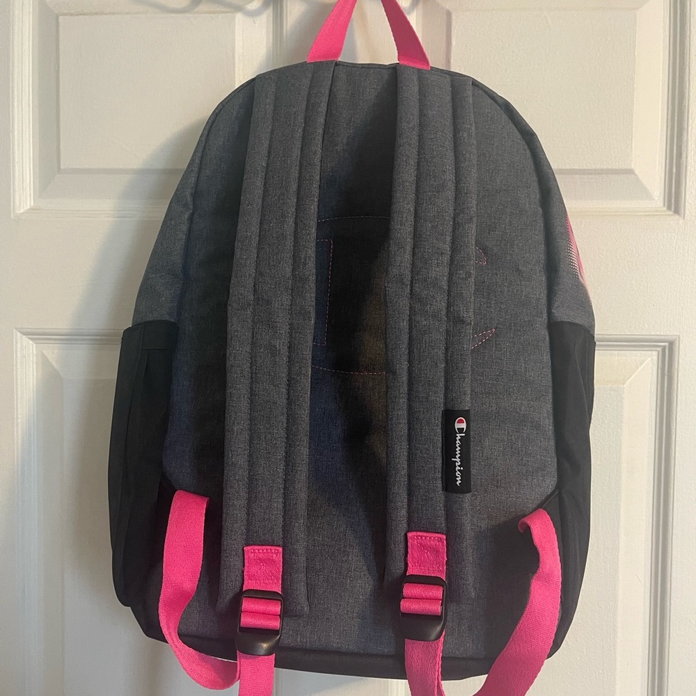 Champion backpack - Picture 2 of 3